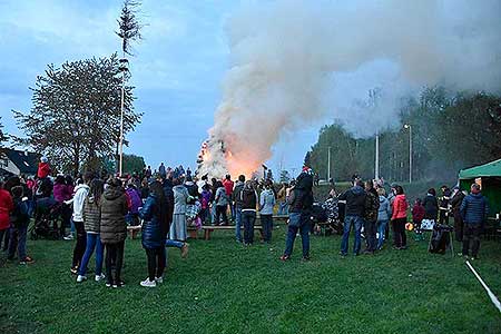 Pálení čarodějnic, Dolní Třebonín 30.4.2019