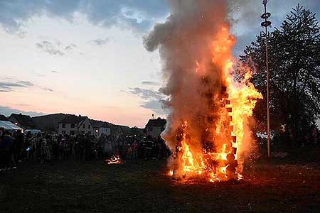 Pálení čarodějnic, Dolní Třebonín 30.4.2019