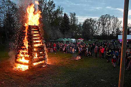 Pálení čarodějnic, Dolní Třebonín 30.4.2019