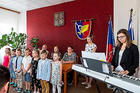 Vítání občánků v obci Dolní Třebonín 8.6.2019, foto: Lubor Mrázek