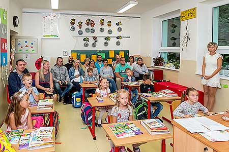 Zahájení školního roku 2019/2020 v ZŠ Dolní Třebonín, 2.9.2019, foto: Lubor Mrázek