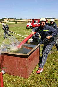 Hasičská soutěž „O pohár Obce Dolní Třebonín“,  14. července 2007