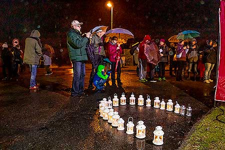 Zpívání u vánočního stromu 21.12.2019, foto: Lubor Mrázek