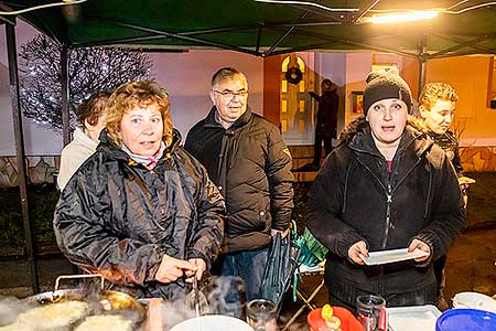 Zpívání u vánočního stromu 21.12.2019, foto: Lubor Mrázek