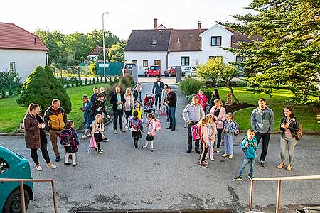 Zahájení školního roku v ZŠ a MŠ Dolní Třebonín 1.9.2021, foto: Lubor Mrázek