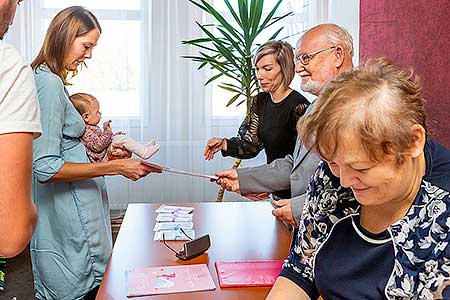 Vítání občánků v obci Dolní Třebonín 10.10.2021, foto: Lubor Mrázek