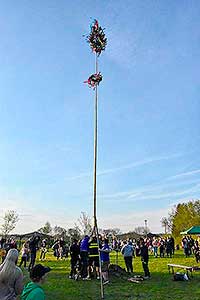 Pálení čarodějnic, Dolní Třebonín 30.4.2022, foto: Jan Švec