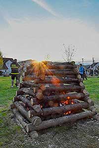 Pálení čarodějnic, Dolní Třebonín 30.4.2022, foto: Jan Švec