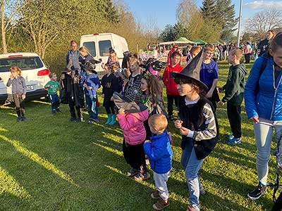 Pálení čarodějnic, Dolní Třebonín 30.4.2023, foto: Iveta Kahovcová