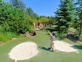 Adventure minigolf, Hluboká nad Vltavou 14. 6. 2025