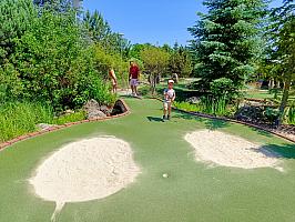 Adventure minigolf, Hluboká nad Vltavou 14. 6. 2025