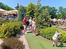 Adventure minigolf, Hluboká nad Vltavou 14. 6. 2025