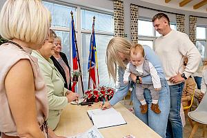 Vítání občánků v Dolním Třeboníně 8. 11. 2025, foto: Lubor Mrázek