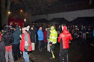 Zpívání u vánočního stromu, Dolní Třebonín 20. prosince 2025, foto: Jan Švec