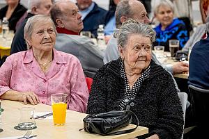 Setkání důchodců, restaurace SKC Dolní Třebonín 5. března 2026, foto: Lubor Mrázek