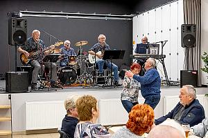 Setkání důchodců, restaurace SKC Dolní Třebonín 5. března 2026, foto: Lubor Mrázek