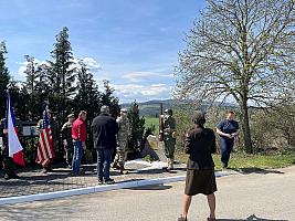 Slavnostní položení kytice k 81. výročí sestřelení amerického letce Williama R. Preddyho 18. 4. 2026