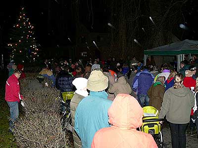 Zpívání u Vánočního stromu, Dolní Třebonín 21.12.2008