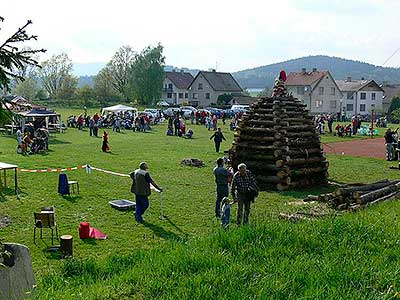 Pálení čarodějnic, Dolní Třebonín 30.4.2009