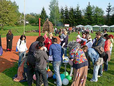 Pálení čarodějnic, Dolní Třebonín 30.4.2009