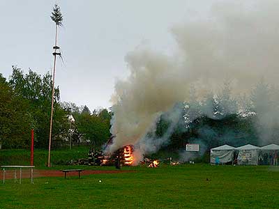 Pálení čarodějnic, Dolní Třebonín 30.4.2009