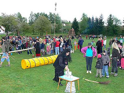 Pálení čarodějnic, Dolní Třebonín 30.4.2011