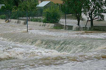 Povodeň v Dolním Třeboníně 25.6.2009