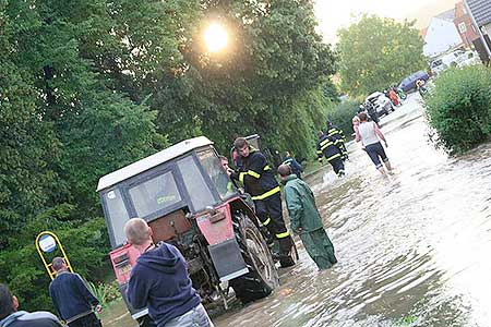 Povodeň v Dolním Třeboníně 25.6.2009