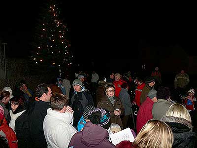 Zpívání u Vánočního stromu 18.12.2011, Foto: Jan Švec