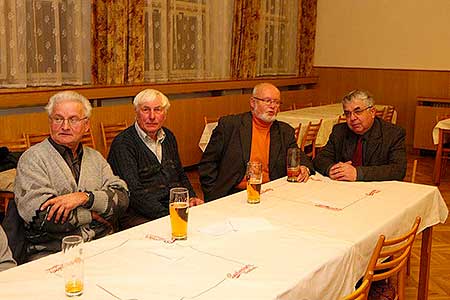 Setkání důchodců obce Dolní Třebonín 16.2.2012, Foto: Lubor Mrázek