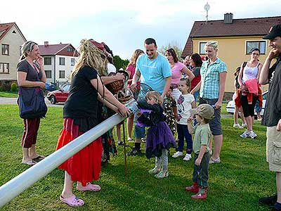 Pálení čarodějnic, Dolní Třebonín 30.4.2012