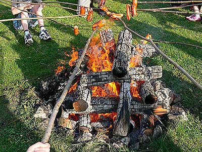 Pálení čarodějnic, Dolní Třebonín 30.4.2012