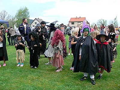 Pálení čarodějnic, Dolní Třebonín 30.4.2012