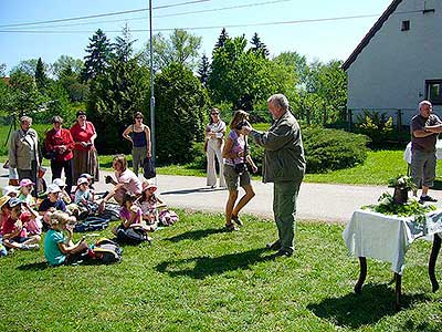 Svěcení zvonu sv. Floriána na zvoničce v Horní Svinci, 19.5.2012