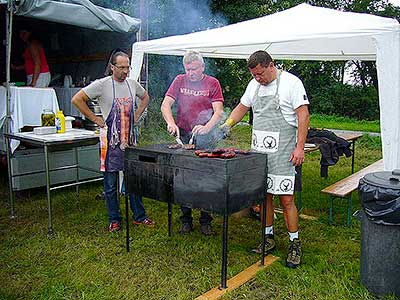 Občerstvení, hasičšká soutěž "Vidle" Dolní Třebonín, 21.7.2012