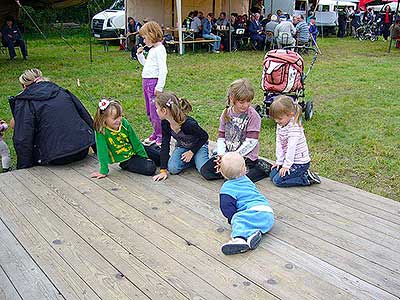 Mládí na tanečním parketu, hasičšká soutěž "Vidle" Dolní Třebonín, 21.7.2012