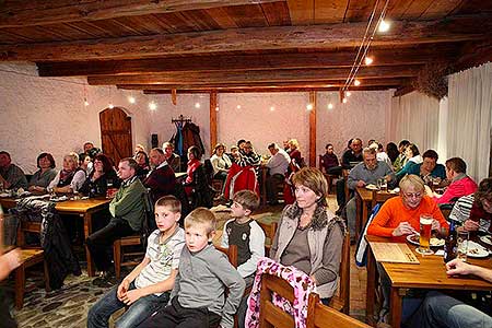 Jak se putuje od Tokia na Hokkaido a zpět na Fudži, Svatomartinská beseda se Zdeňkem Přívratským v Penzionu Kraus 9.11.2012