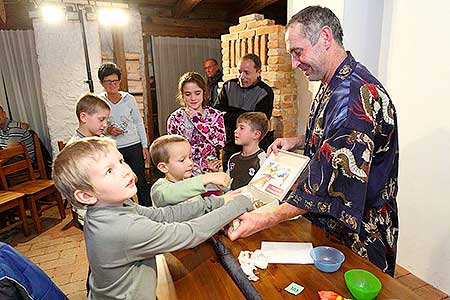 Jak se putuje od Tokia na Hokkaido a zpět na Fudži, Svatomartinská beseda se Zdeňkem Přívratským v Penzionu Kraus 9.11.2012