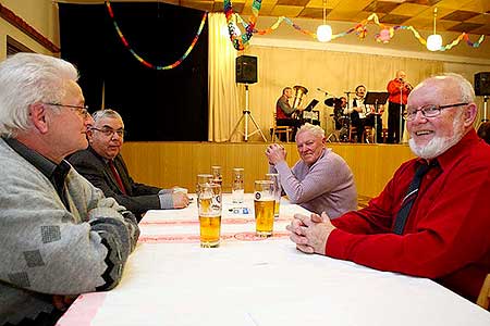 Setkání důchodců obce Dolní Třebonín 7.3.2013, foto: Lubor Mrázek