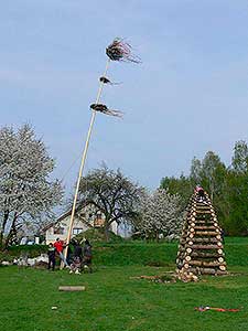 Pálení čarodějnic, Dolní Třebonín 30.4.2013, foto: Jan Švec