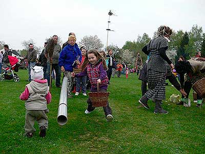 Pálení čarodějnic, Dolní Třebonín 30.4.2013, foto: Jan Švec