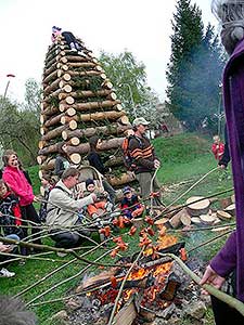 Pálení čarodějnic, Dolní Třebonín 30.4.2013, foto: Jan Švec