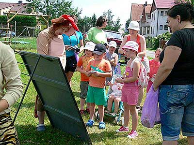 Z pohádky do pohádky - rozloučení se školou 22.6.2013, foto: Jan Švec