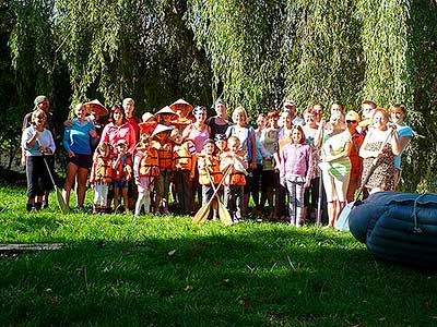 Raftování Třeboníňáků: Český Krumlov - Zlatá Koruna, sobota 7.9.2013, foto: Jan Švec