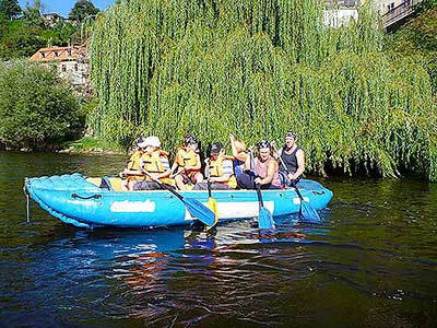 Raftování Třeboníňáků: Český Krumlov - Zlatá Koruna, sobota 7.9.2013, foto: Jan Švec