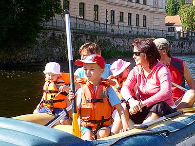 Raftování Třeboníňáků: Český Krumlov - Zlatá Koruna, sobota 7.9.2013, foto: Jan Švec