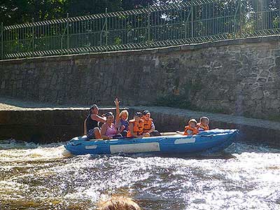 Raftování Třeboníňáků: Český Krumlov - Zlatá Koruna, sobota 7.9.2013, foto: Jan Švec