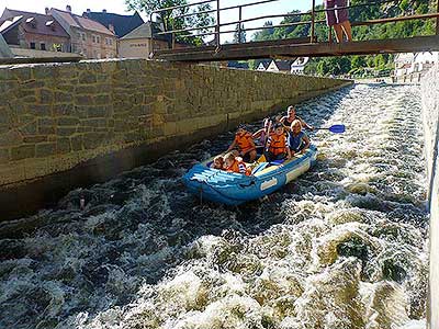 Raftování Třeboníňáků: Český Krumlov - Zlatá Koruna, sobota 7.9.2013, foto: Jan Švec