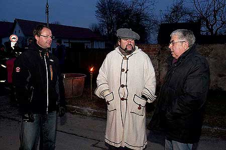 Zpívání u vánočního stromu 20.12.2013, foto: Lubor Mrázek