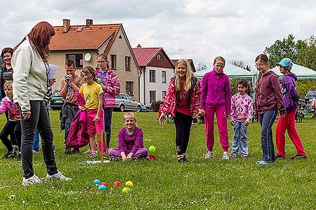 Jarní Dětský Třebonín Petangue Open, obecní hřiště Dolní Třebonín 8.5.2014, foto: Lubor Mrázek